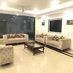Airport Hotel Yash 5 Mins Aerocity Metro
