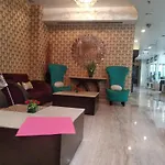 Airport Hotel Yash 5 Mins Aerocity Metro